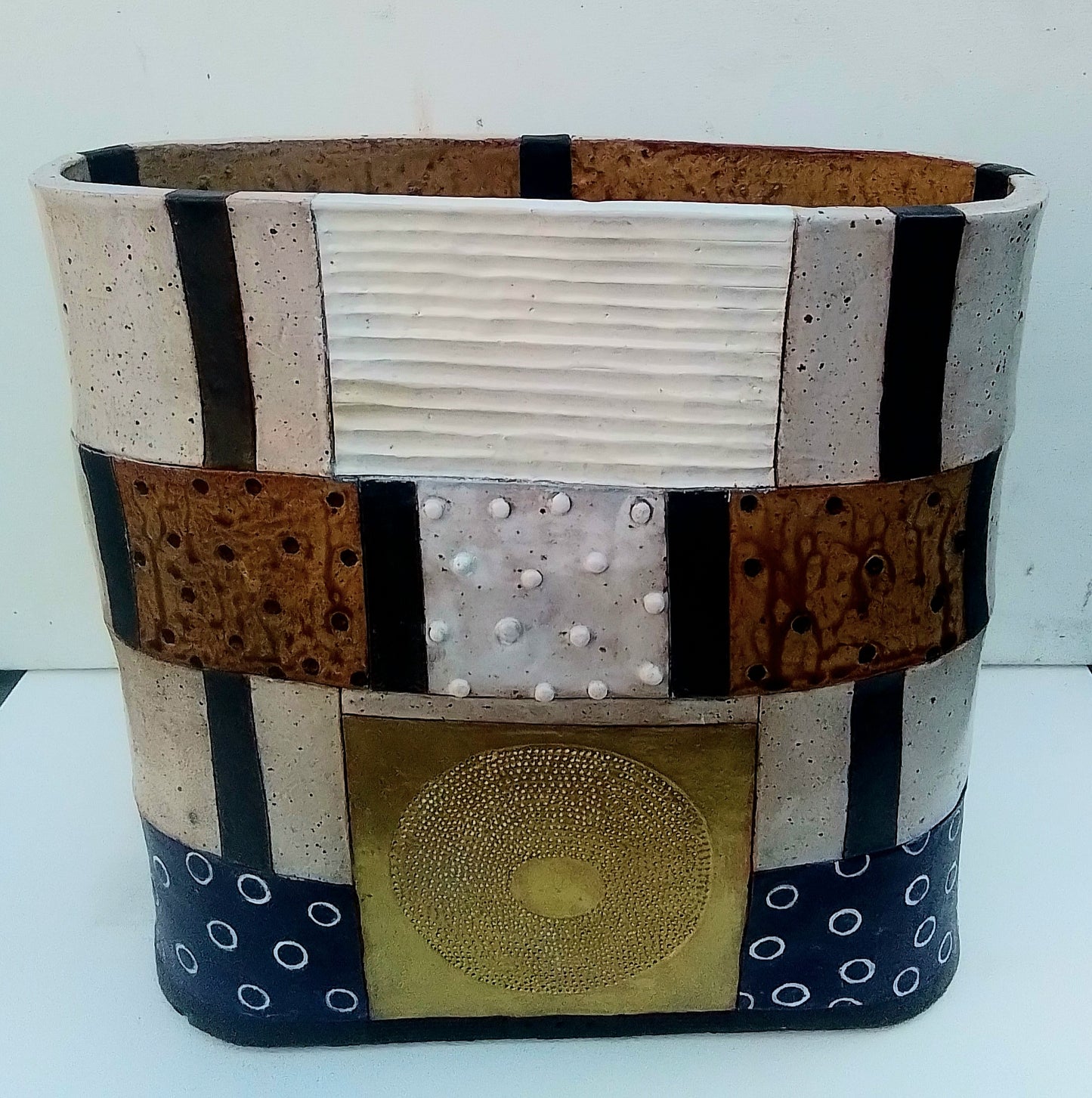 Gold Disk Vessel