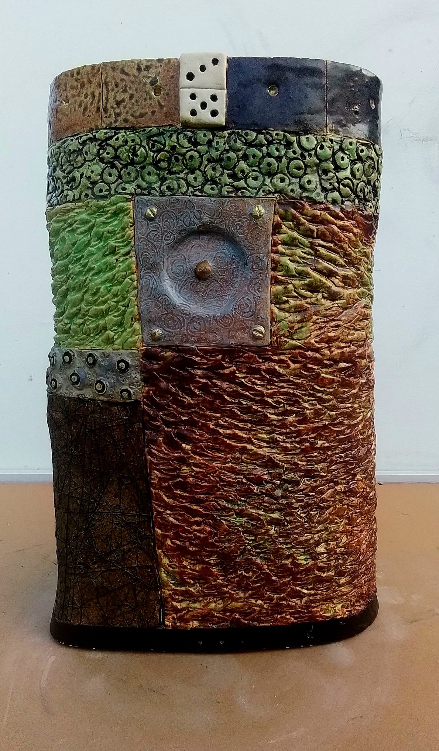 Maori River Pot